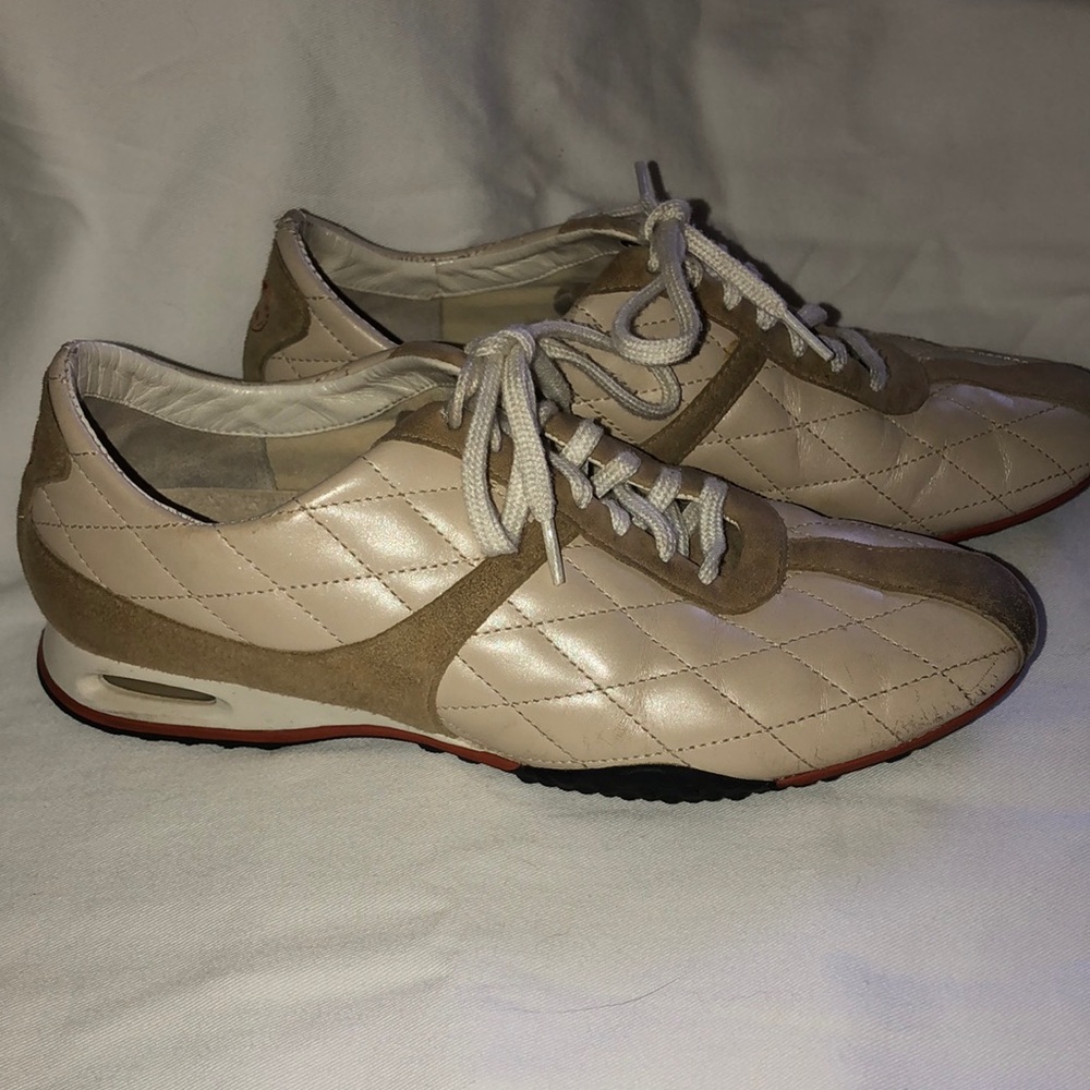 Cole Haan Nike Air quilted Oxford leather sneaker / shoe size 6B ivory/ tan